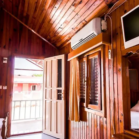 Toll Garden Сіде