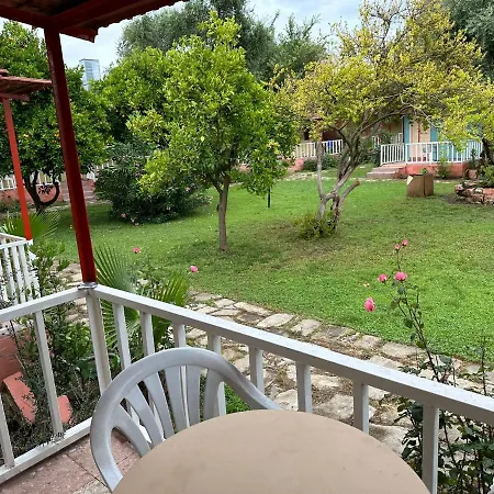 ホテル Toll Garden 3*