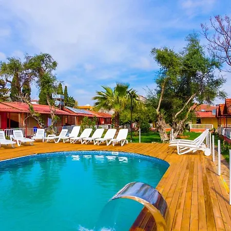 Отель Toll Garden 3*