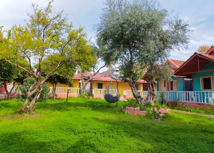 Ξενοδοχείο Toll Garden 3*